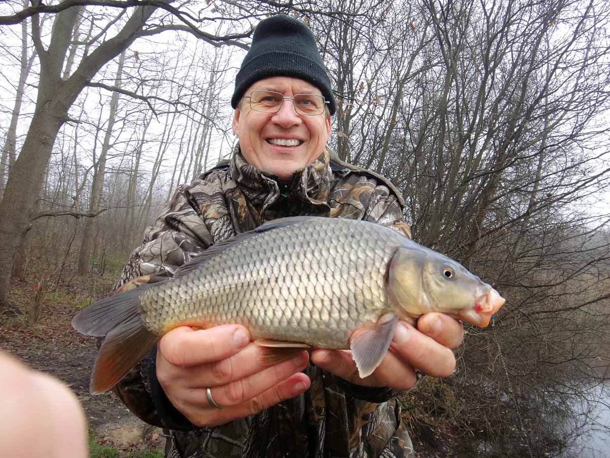 Was haben Angler und Karpfen gemeinsam? Beide mögen Spekulatius! Foto: BLINKER / A. Pawlitzki