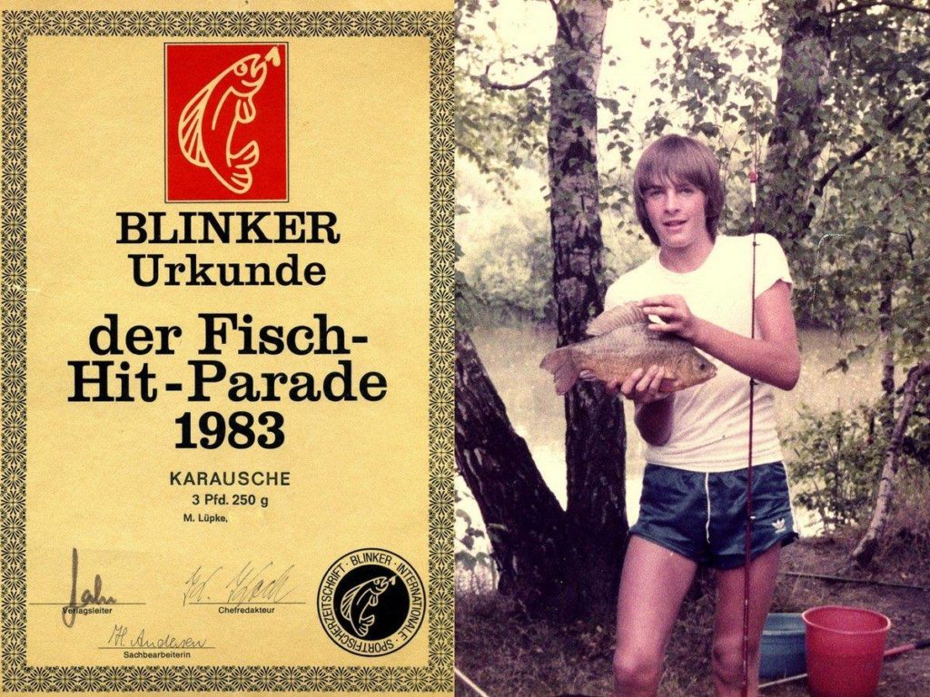 Urkunde und der Fisch dazu: Die kapitale Karausche, die Marcus der Blinker-Hitparade meldete. Er angelte damals ohne Fischereischein an einem Privatgewässer. Der Vater eines Schulfreundes hatte diesen gepachtet - somit war klar, wo die beiden sich an den Wochenenden aufhielten. Foto: Marcus Lüpke