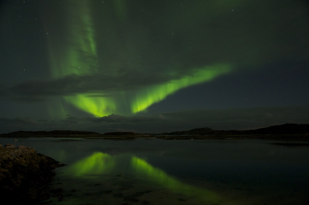Beim Angelurlaub in Norwegen bietet nicht nur Fischreichtum, sondern auch einzigartige Naturschauspiele wie die Polarlichter.