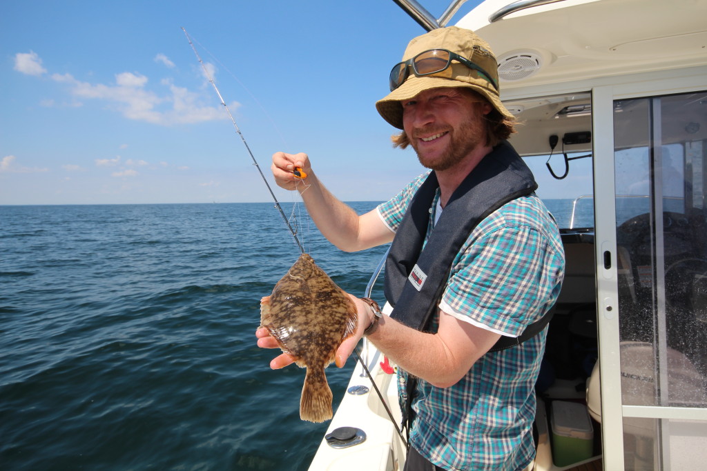 Flundern auf der Ostsee, die agilen Plattfische machen an der Spinnrute viel Spaß.