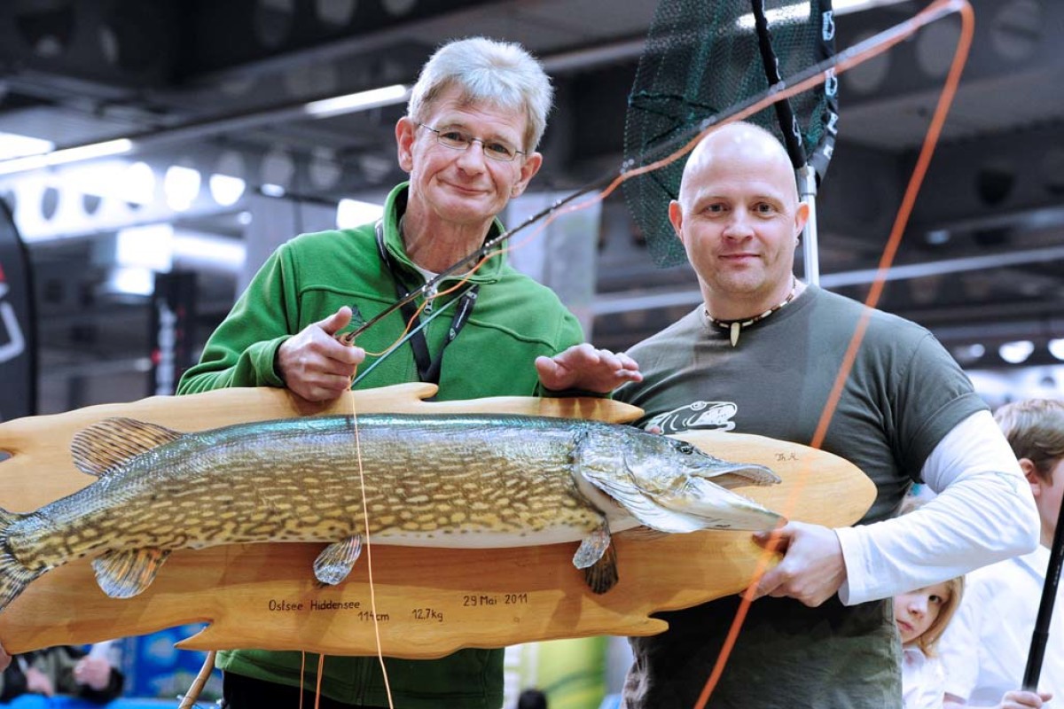 Wie fängt man solche großen Hechte mit der Fliegenrute? Auf der Messe-Reiten-Jagen-Fischen-2017 in Erfurt erfahrt Ihr es. Foto: Messe Erfurt