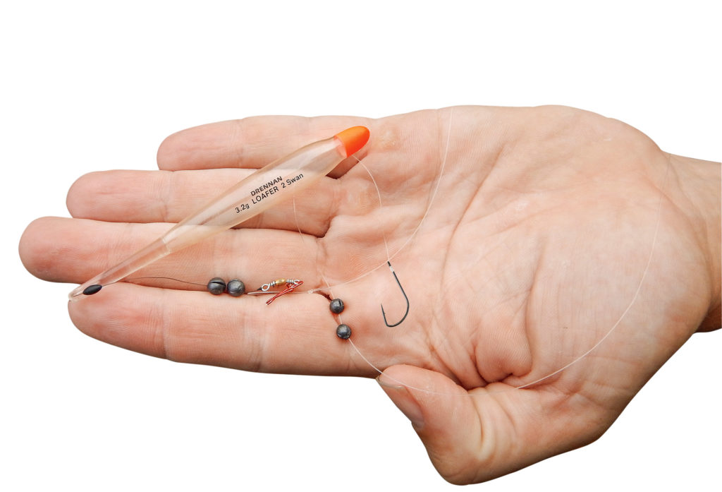 Eine ganz simple Posenmontage reicht aus, um Zander mit Köderfisch zu fangen. Foto: BLINKER/ G. Bradler