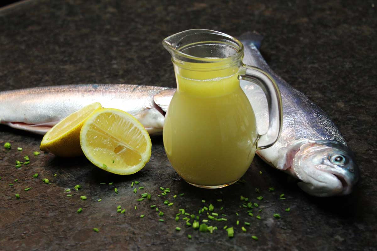 Frischer Fischfond eignet sich wunderbar als Grundlage für leckere Soßen und Fischsuppen. Foto: A. Auer 