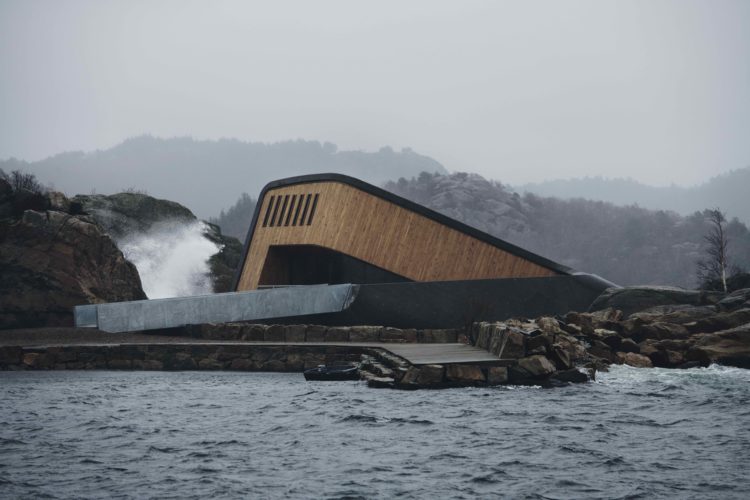 Das Unterwasser-Restaurant in Norwegen ist auf jeden Fall ein Besuch wert.