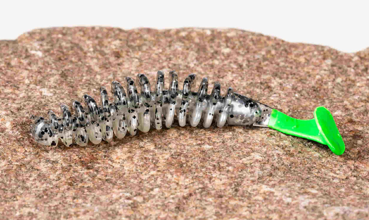 Die Gummiköder aus der Slugline-Reihe von FlexiFix sind mit feinen Rippen ausgestattet, die im Wasser zusätzliche Vibrationen aussenden. Foto: PSP
