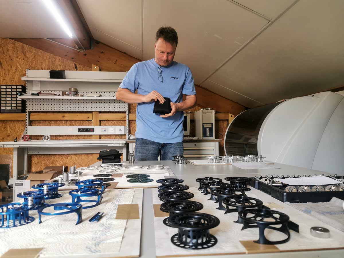 Ein Chef, der mit anpackt: Wenn am Wochenende mal gearbeitet werden muss, ist Ralf Vosseler selbst immer mit dabei.