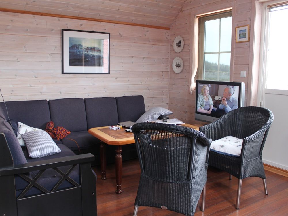 Das Ferienhaus von Borks ist modern eingerichtet. Der Stil ist klassisch skandinavisch – da kommen Urlaubsgefühle auf! Foto: Borks