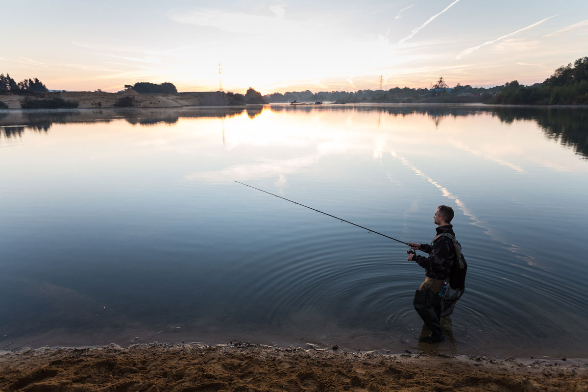 Das Projekt BAGGERSEE hat erste Ergebnisse zum Einfluss des Angelns auf künstliche Gewässer vorgelegt. Foto: Florian Möllers