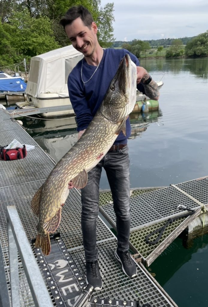 Dieser Hecht von Dominik Sauter stammt aus der Aare in der Schweiz! Foto: Blinker / D. Sauter