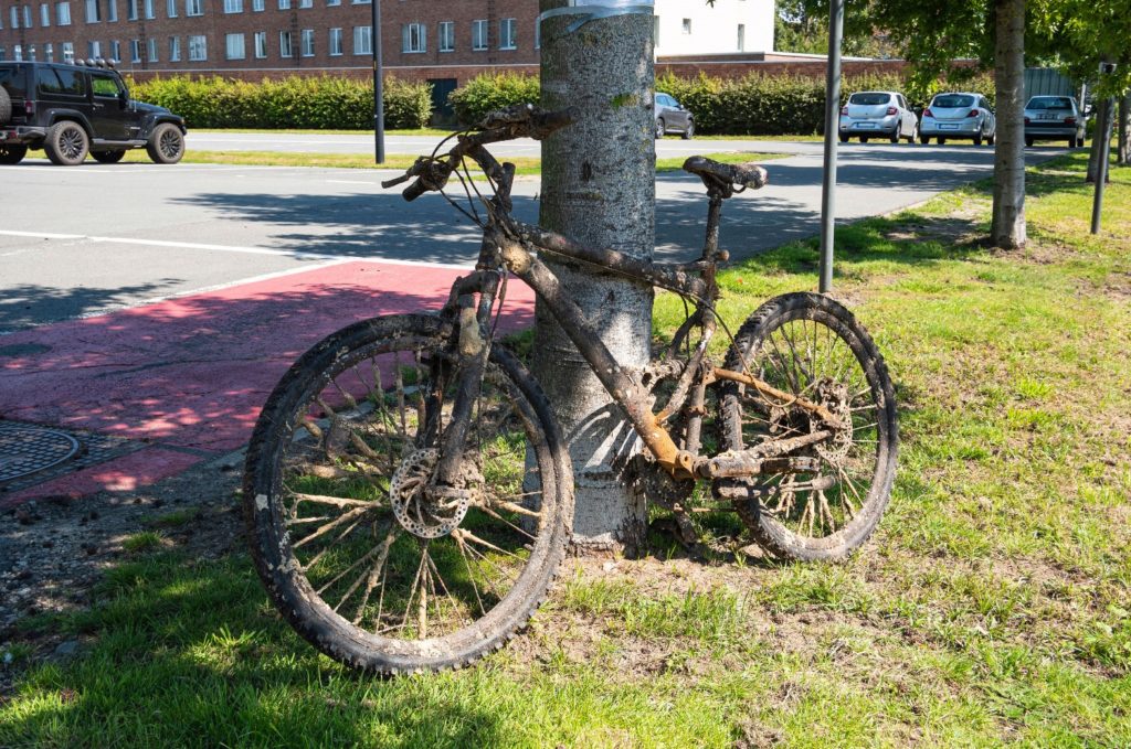Ein verrostetes Fahrrad gehört zwar zu den größeren, aber trotzdem eher unspektakuläreren Fängen der Magnetangler.