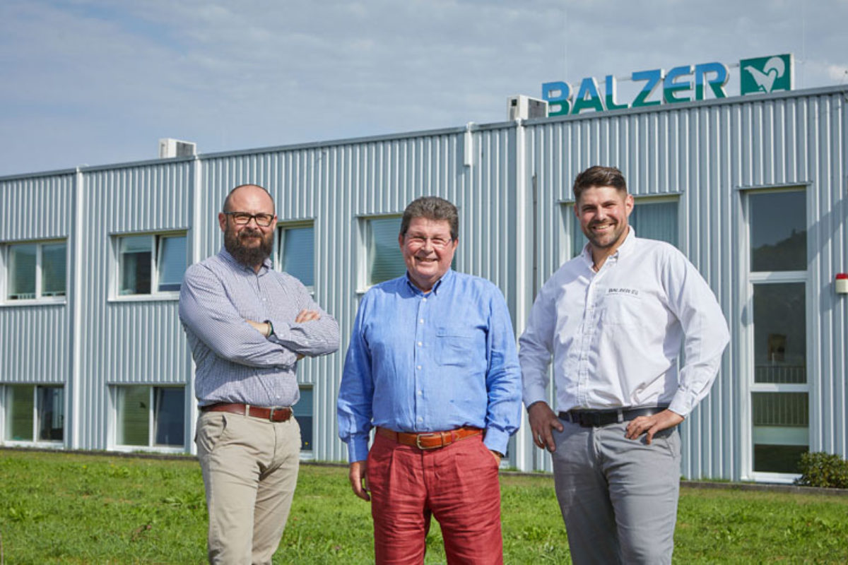 Drei Geschäftsführer: Marcel Beekhuis (li.), Inhaber Dieter Balzer (Mitte) und Julian Feuerlein blicken auf eine erfolgreiche Firmengeschichte zurück.