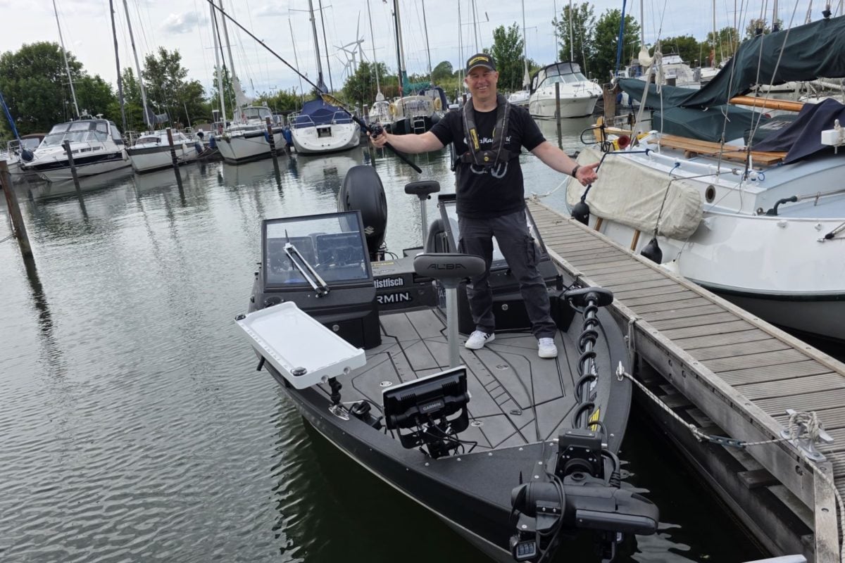 Jan Pusch mit neuem ALBA Boot