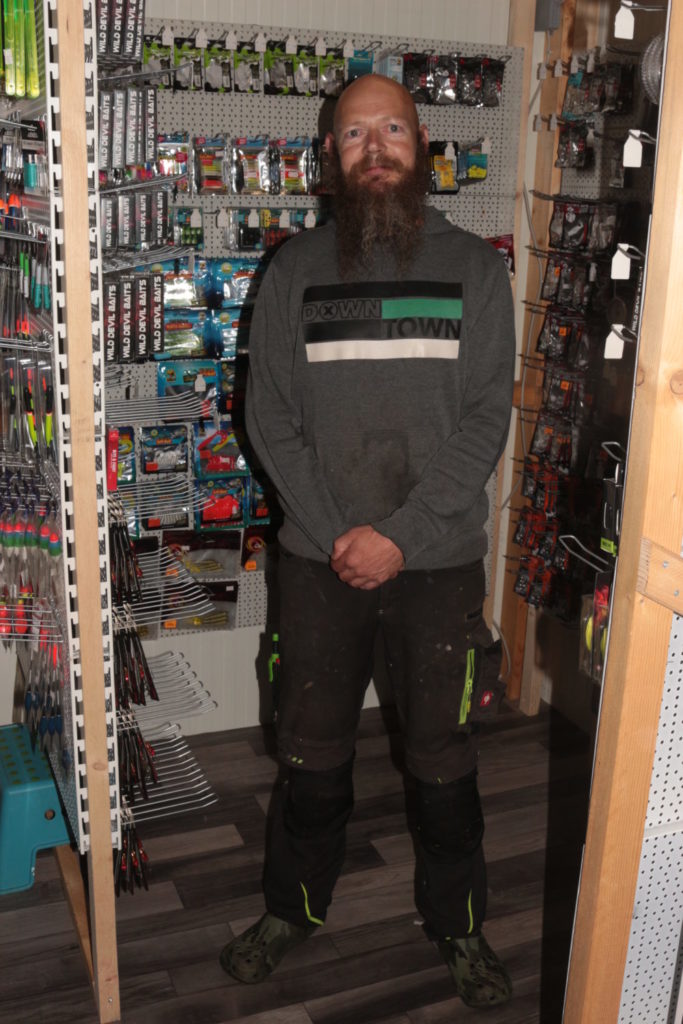Benjamin in der Köderstation