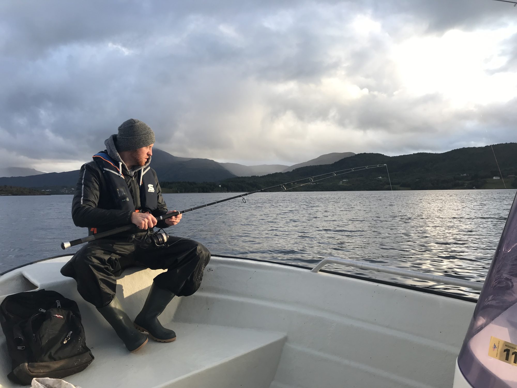 SECUMAR Rettungsweste beim Angeln