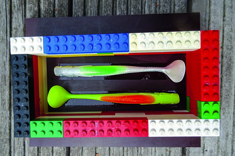 2. Um die Formenschablone zu bauen, habe ich mich aus dem Lego-Kasten meines Sohnes bedient.