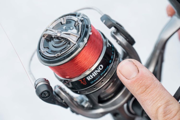 Monofil auf Stationärrolle