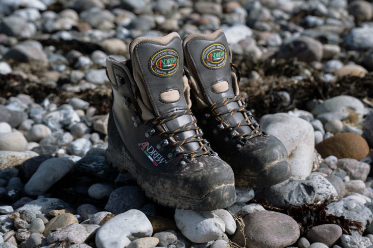 Andrew Fly V2 Watschuh am Strand