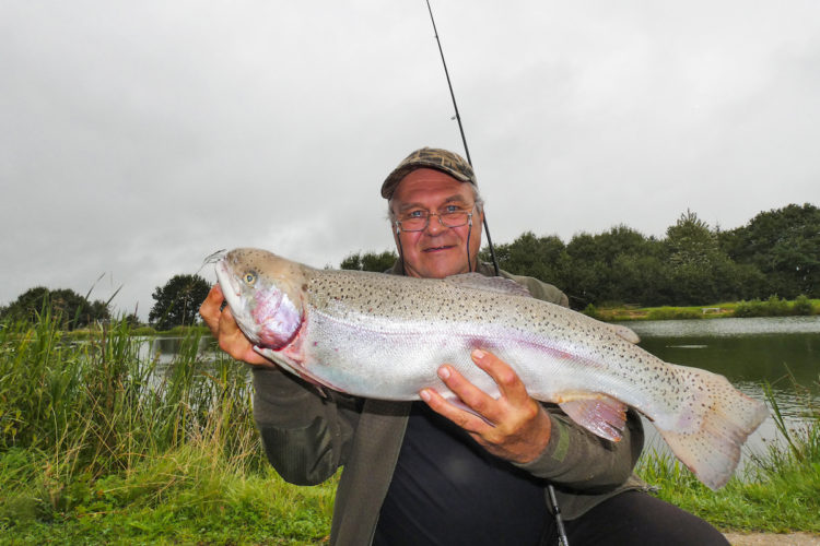 Forellensee Ahrenviöl Thomas Pruß Forelle