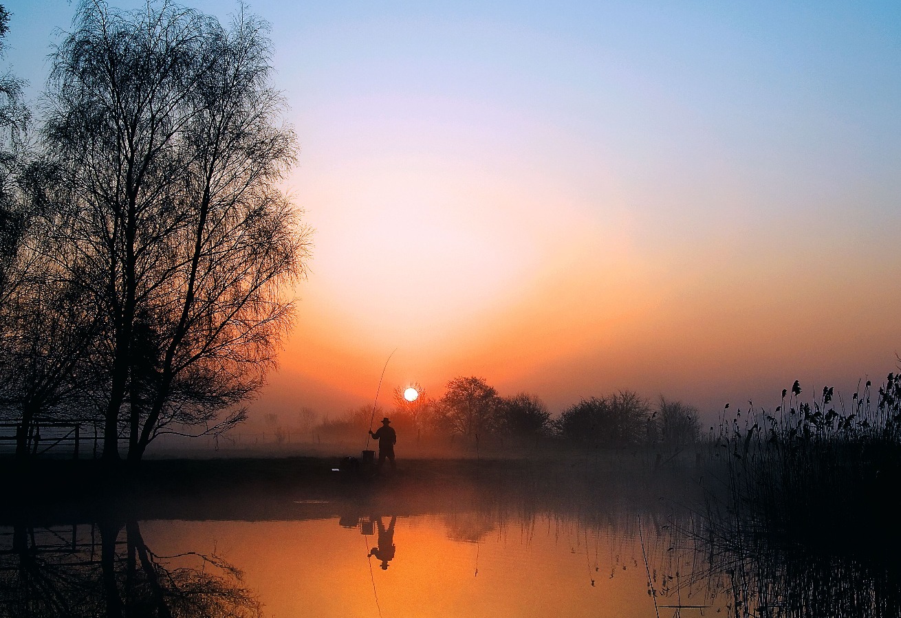 Sonnenaufgang am See