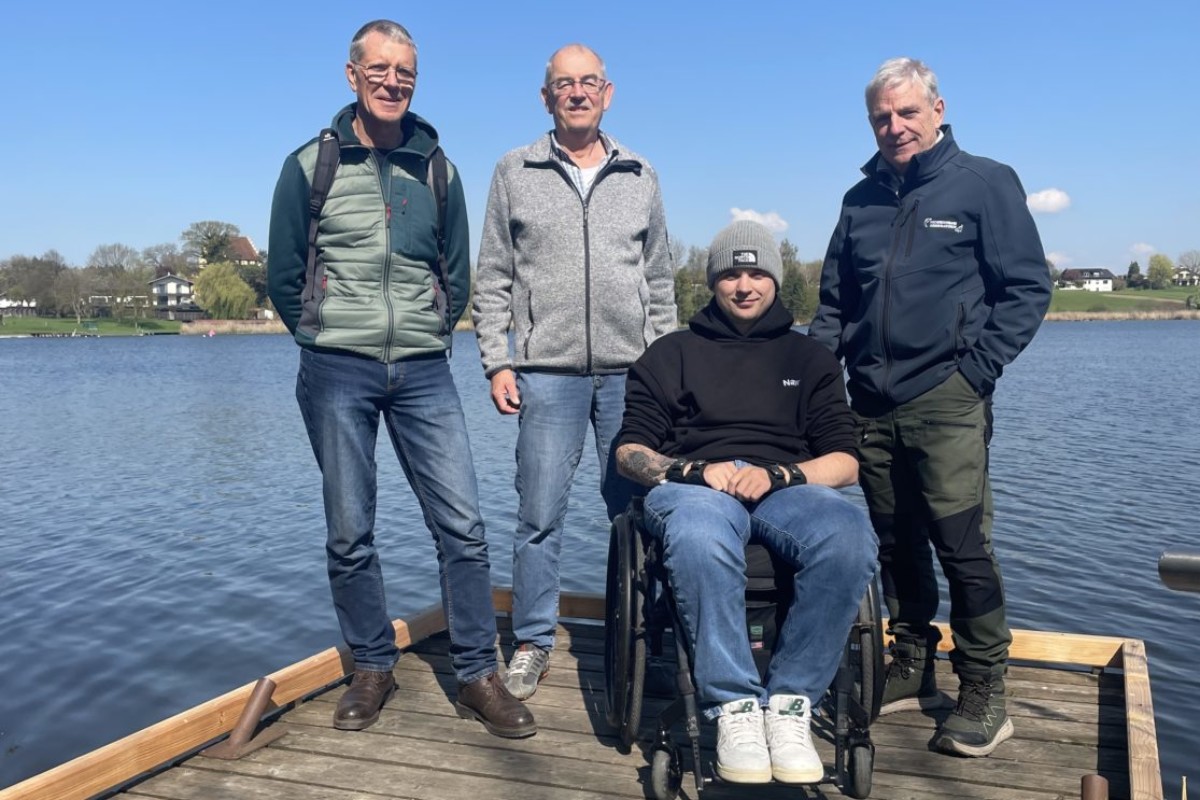 Barrierefreies Angeln neuer Angelsteg