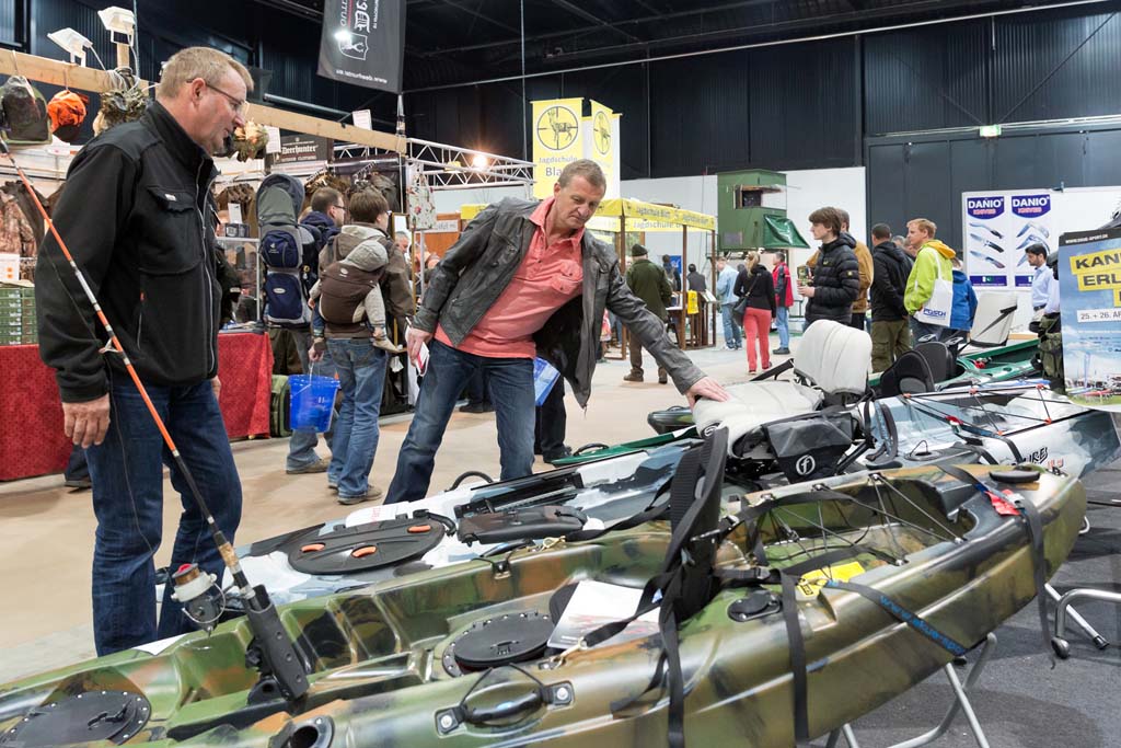 Wer sich überlegt ein Angelkajak zuzulegen, der ist auf der Messe Wild & Fisch genau richtig. Foto: Messe Offenburg / BRAXART