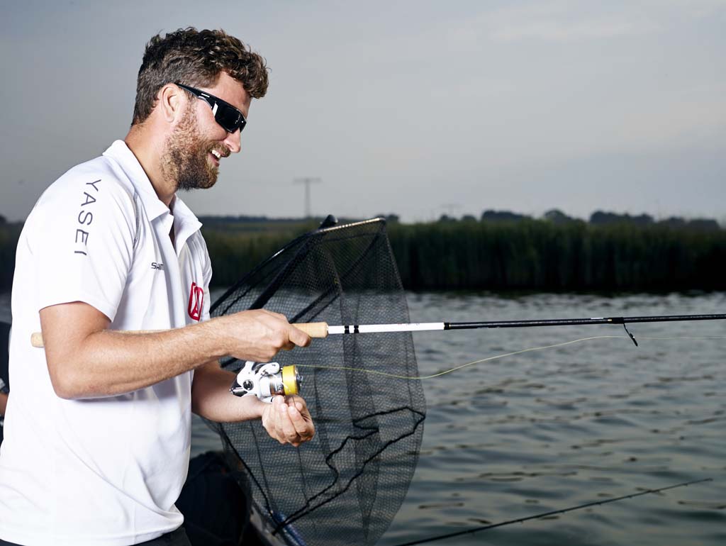Tierschutzorganisation zeigt Rapper Marteria an : Marteria war zunächst als Model tätig, macht aber bereits seit dem 16. Lebensjahr Musik und ist leidenschaftlicher Angler. Foto: BLINKER/ Paul Ripke